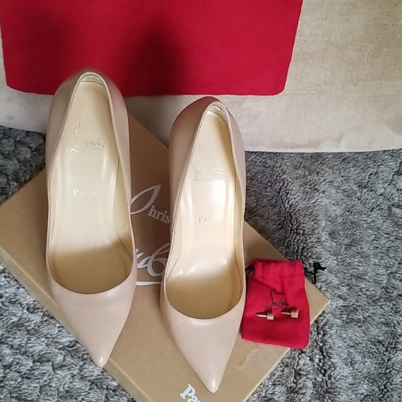 Christian Louboutin Pigalle Pumps - Picture 7 of 7